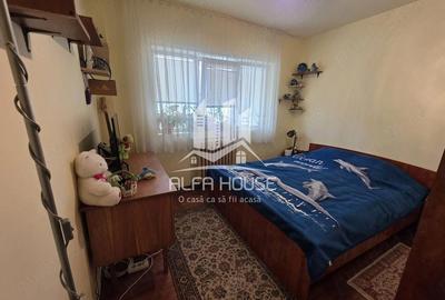 Apartament cu 3 camere decomandat în Govândari