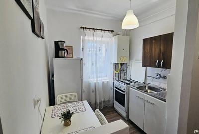Garsonieră decomandată în Central - 12