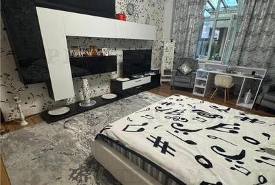 Apartament cu 3 camere decomandat în Central - 13