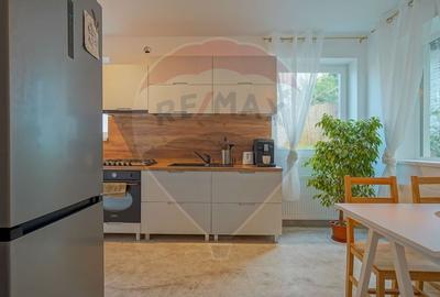 Apartament cu 3 camere in casa, curte proprie si garaj - 11