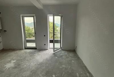 Apartament 3 camere cu terasa, str. Anton Pann - 8