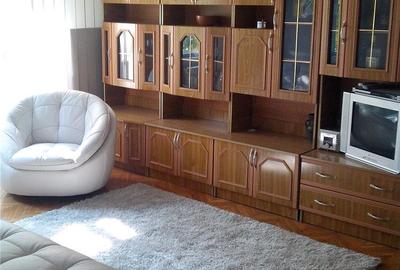 Apartament cu 3 camere decomandat în ICIL - 1