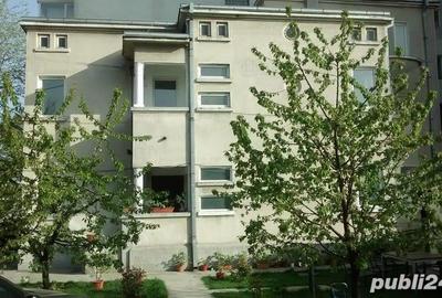 Casă cu 4 camere cu Teren 500 Mp în Tineretului - 1