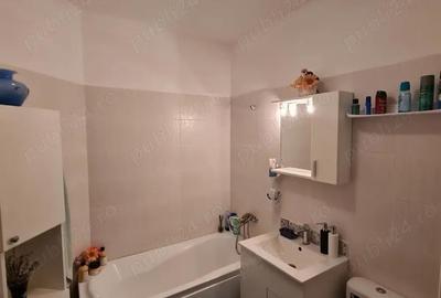 Apartament cu 3 camere decomandat în Central - 2