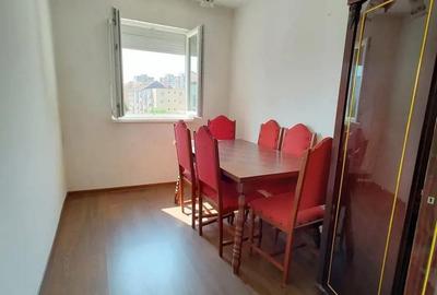 Apartament cu 3 camere