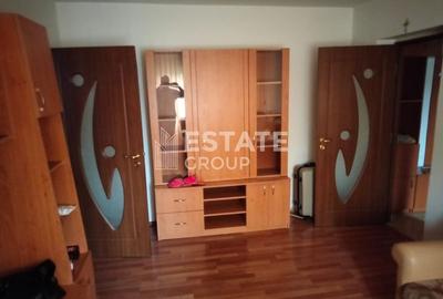 Apartament cu 3 camere semidecomandat, mobilat în Girocului