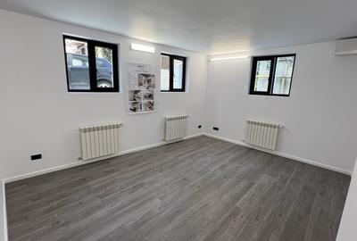 Apartament in Vila Spatiu Comercial / Birouri Piata Sfantul Ștefan
