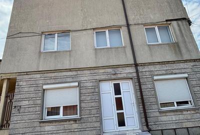 Apartament cu 2 camere decomandat, mobilat în Km 4-5 - 2