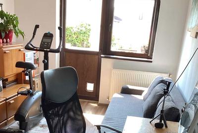 Casă cu 4 camere în Sânpetru - 2