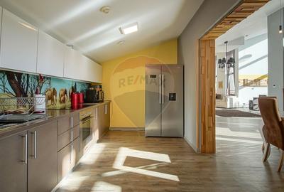 EXCLUSIVITATE IN POIANA BRASOV - PENTHOUSE IMPRESIONANT DE 268 MP - 16