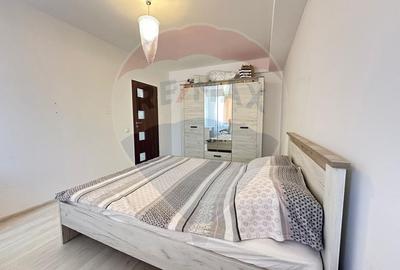 Apartament cu 2 camere semidecomandat, mobilat în Central