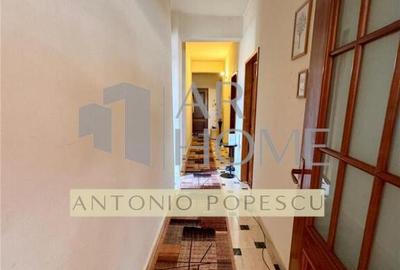 Apartament 4 camere, terasa 49,5 mp, an 2010, Ploiesti, Bd. - 9