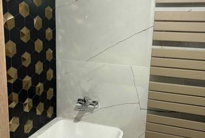 Apartament cu 3 camere decomandat în Astra - 2
