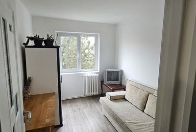 Apartament cu 3 camere semidecomandat în Mircea cel Bătrân - 1