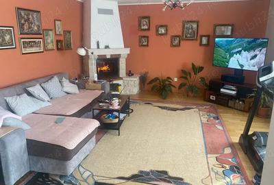 Casă cu Teren 800 Mp în Malu
