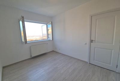 Apartament cu 3 camere decomandat în Titan - 8