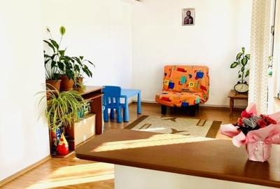 Apartament cu 3 camere in zona Cetatea Fetei , etaj intermediar - 1