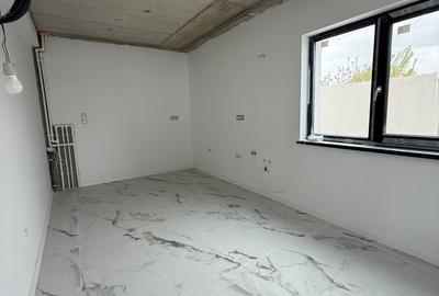 Casă individuală cu 4 camere cu Teren 240 Mp în Costi - 13