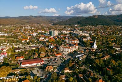 Edificiu cu proiect aparthotel plurirezidential, Central, C - 13