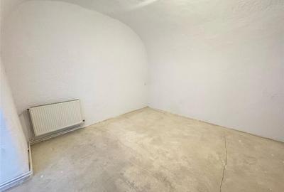Apartament 3 camere la casa zona Centrala - 8