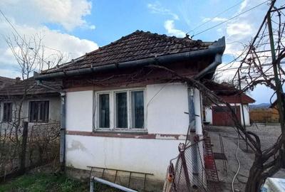 Casă cu 4 camere în Noșlac - 1