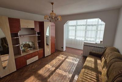 Apartament 2 cam, renovat, Et.3, racordat la gaz - 1