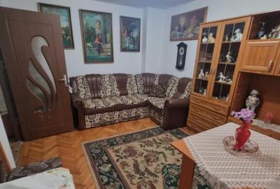 Apartament 2 camere decomandate, 52mp, etaj 1/2, in Filiasi, - 2