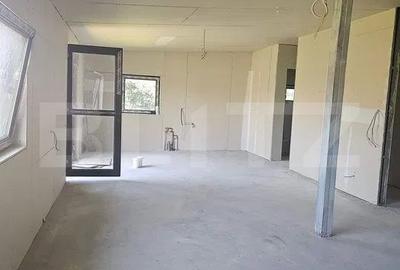 Casă cu 3 camere cu Teren 1000 Mp în Central - 2
