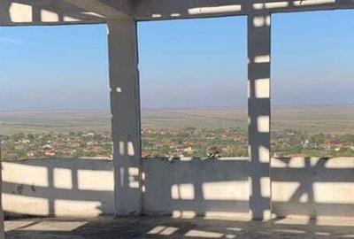 Castel cu vedere panoramica pe dealul ?iriei - 15