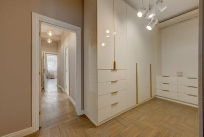 Apartament cu 4 camere semidecomandat, mobilat în Parcul Carol - 6
