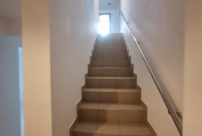 Delfinariu, cladire P+1 , spatiu depozitare 126 mp., curte 463 mp. - 10