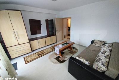 Apartament cu 3 camere decomandat în Tractorul - 3