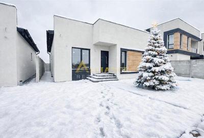 Casă individuală cu 4 camere cu Teren 300 Mp în Berceni - 1