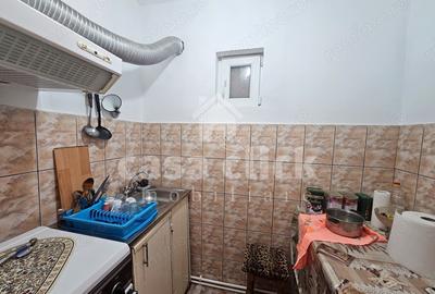 Casă cu 2 camere decomandat cu Canalizare în Central - 8