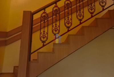 Apartament cu 3 camere decomandat în Călărași - 2