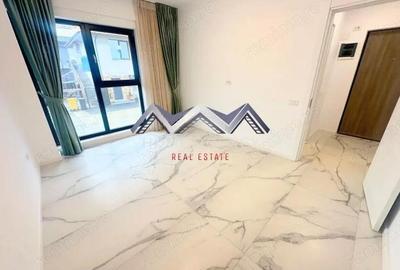 Apartament cu 4 camere semidecomandat în Central - 1