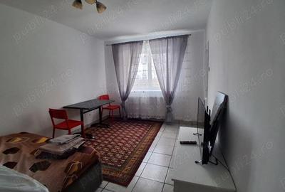 Garsonieră decomandată în Central - 1