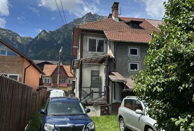 Casă cu 6 camere cu Teren 540 Mp în Central - 9