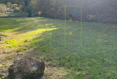 Teren de 900 mp, în Govăjdia - 2