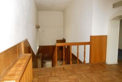 Casă cu 4 camere în Tipografilor - 8