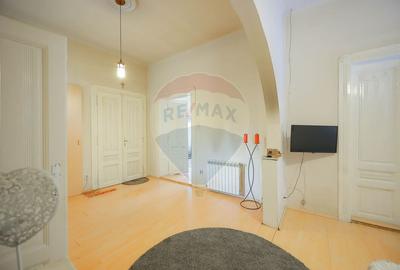 Casa / Vila cu 4 camere de vanzare Ultracentral Str. Louis Pasteur - 14