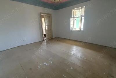 Casă cu 5 camere cu Teren 2259 Mp în Zădăreni - 14