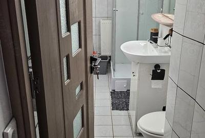 Apartament cu 3 camere semidecomandat în Circumvalațiunii - 5