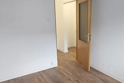 Apartament cu 3 camere decomandat în Nicolina - 12