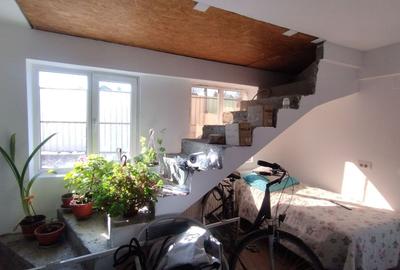 Casă individuală cu 3 camere cu Canalizare în Brătianu - 7