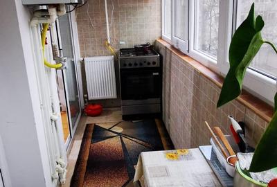 Apartament cu 3 camere decomandat, mobilat în Abator - 11