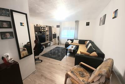 Apartament cu doua camere, suprafata utila de 55 mp situat la parter  in Cumpana - 3