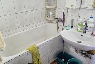 Titan Parc Policlinica - Burdujeni - 6/10 - decomandat, liber, 109900 € - 6