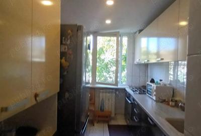 Apartament cu 3 camere semidecomandat în Drumul Taberei - 2