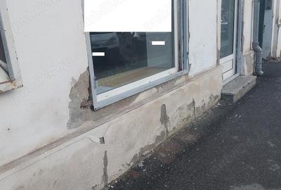 Spațiu comercial, de 25 mp, în Semicentral - 2